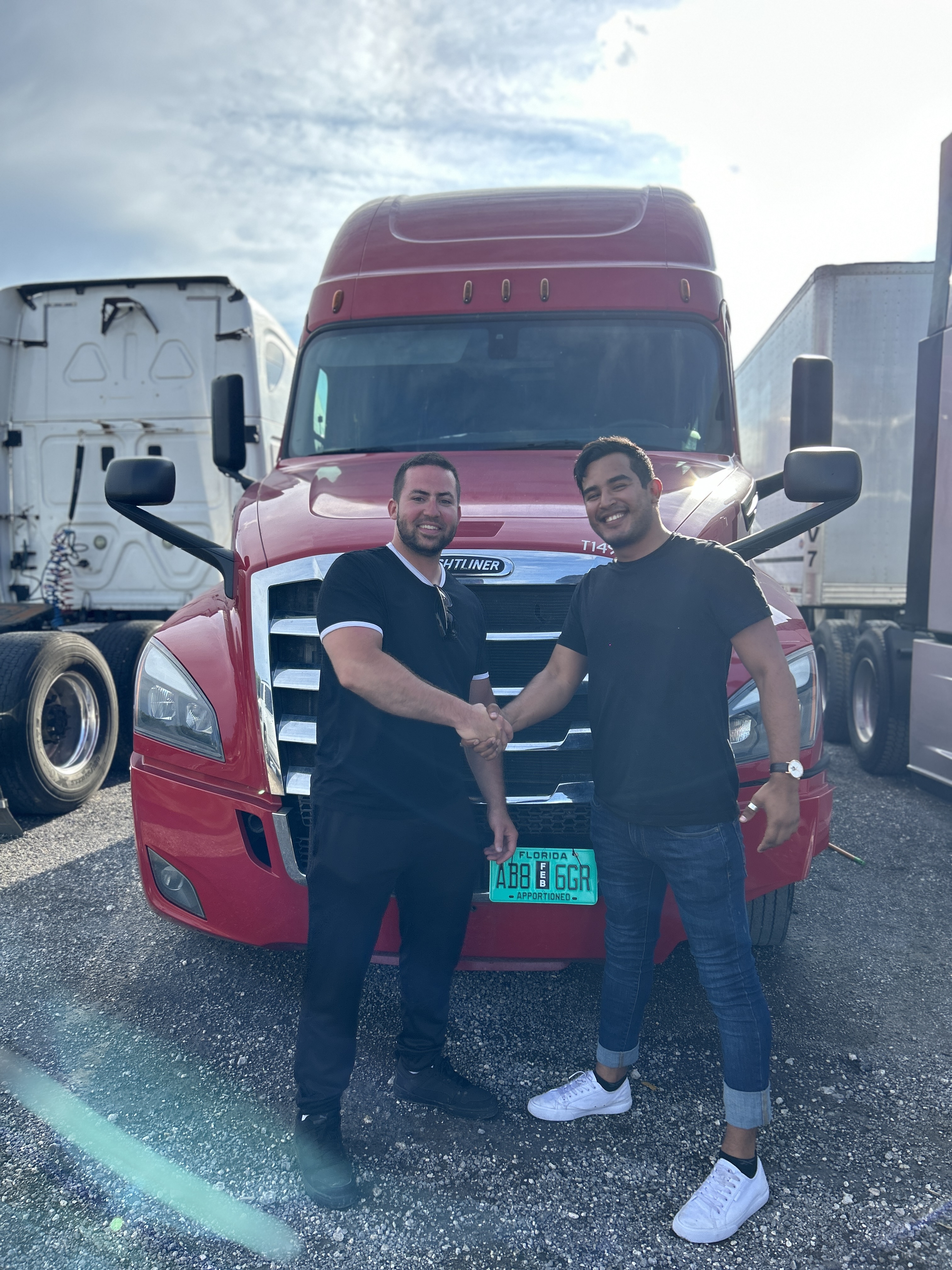 CDL Empire investor fleet semi truck - Elite passive income through freight operations